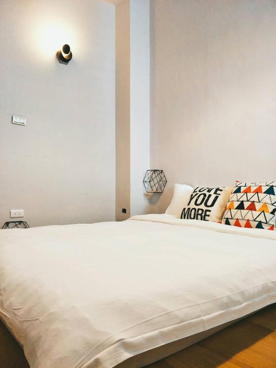 湘品旅館xiang Pin Hotel-有人旅宿東大門夜市湘品館-無電梯無電視 訂房後請注意訊息加line聯繫我 Hualien Eksteriør bilde